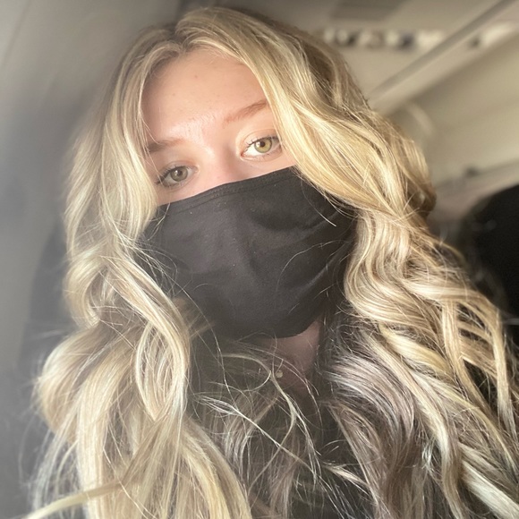 Meet your Posher, Bailey - Picture 1 of 1